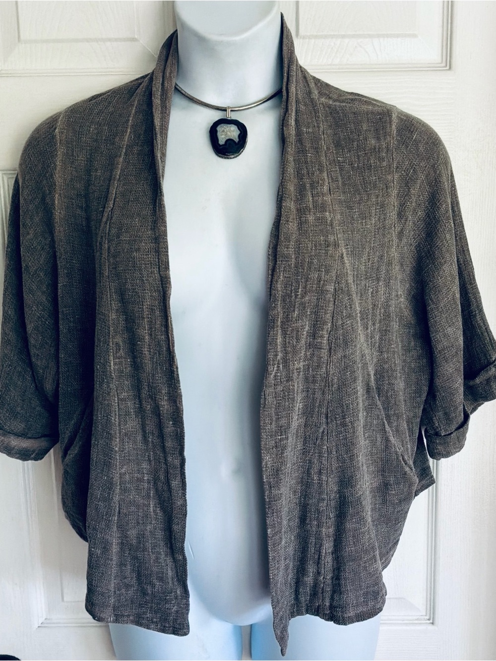 NWOT….RAW MODA…linen open front top